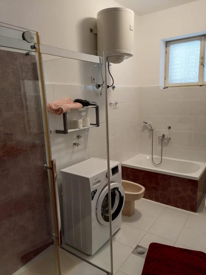 Apartment Lucka Rab Town Zewnętrze zdjęcie